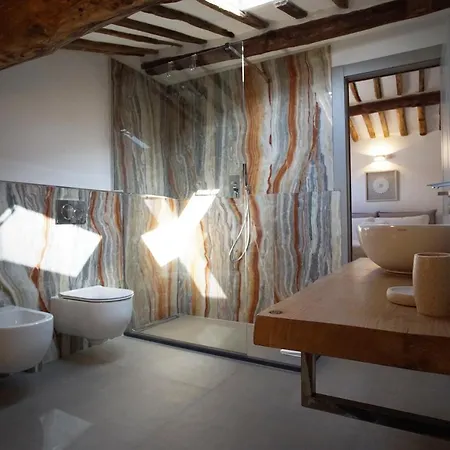 New Moon Pensionat La Spezia