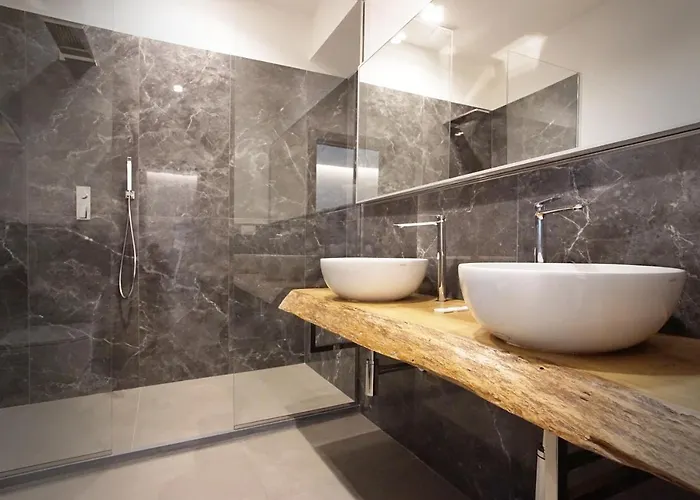 New Moon 4* La Spezia